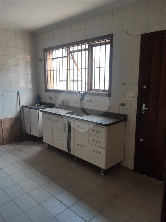 Sobrado à venda com 3 quartos, sendo 1 suíte, em Jardim Bonfiglioli, São Paulo, SP