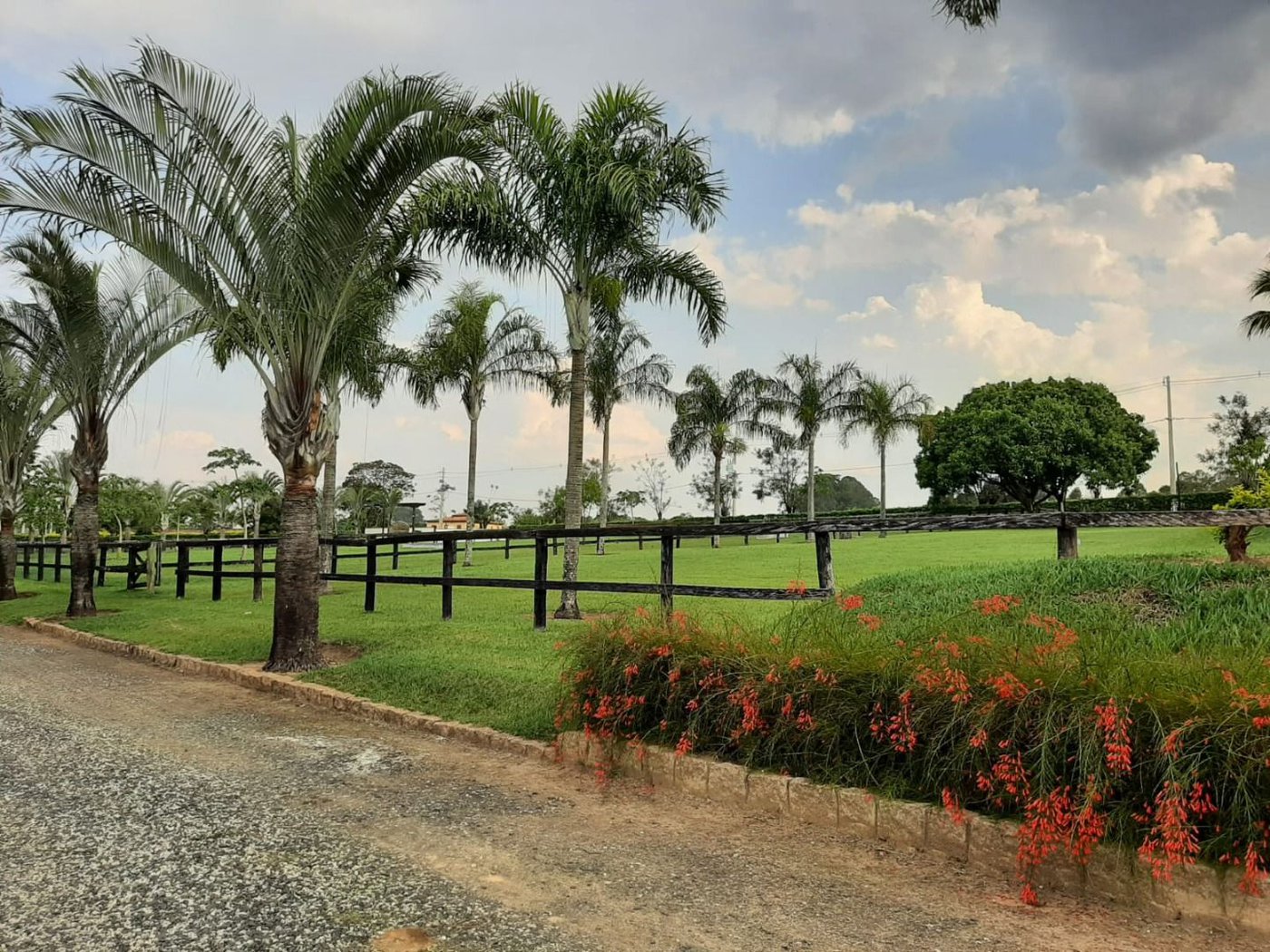 Rancho com 12 dormitórios à venda, 63000 m² por R$ 7.500.000,00 - Condomínio Haras Paineiras - Salto/SP