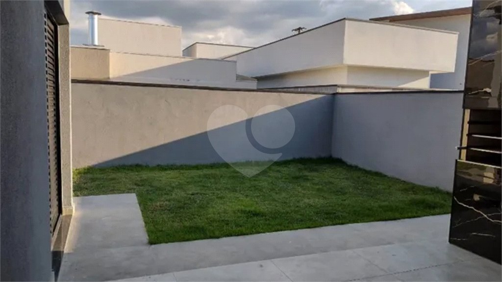 Casa à venda com 3 quartos, sendo 1 suíte,  no condomínio Terras do Vale, Caçapava - SP