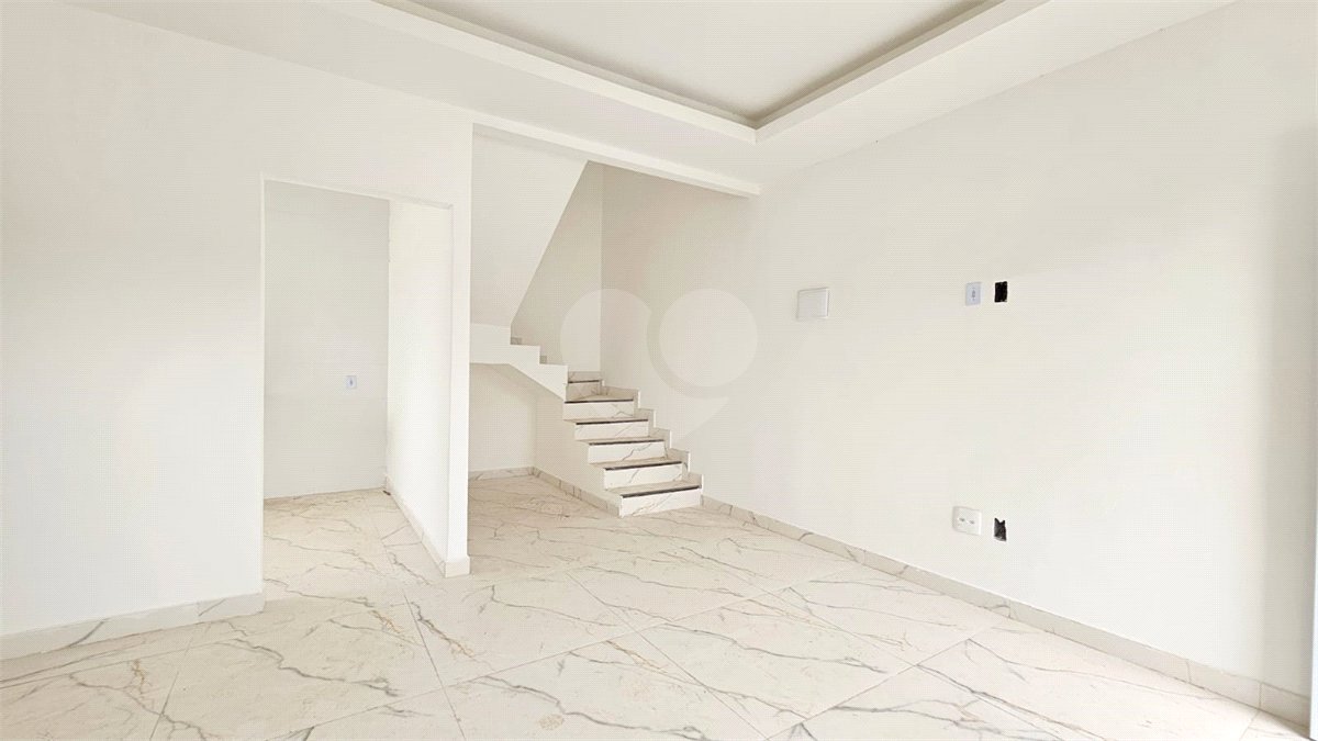Casa à venda com 2 suítes no condomínio Loteamento Monte Libano, Rio de Janeiro - RJ