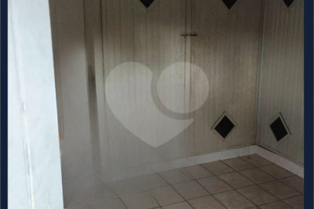 Casa com 244m² , 2 dormitórios , 3 vagas , à venda no Bosque da Saúde.