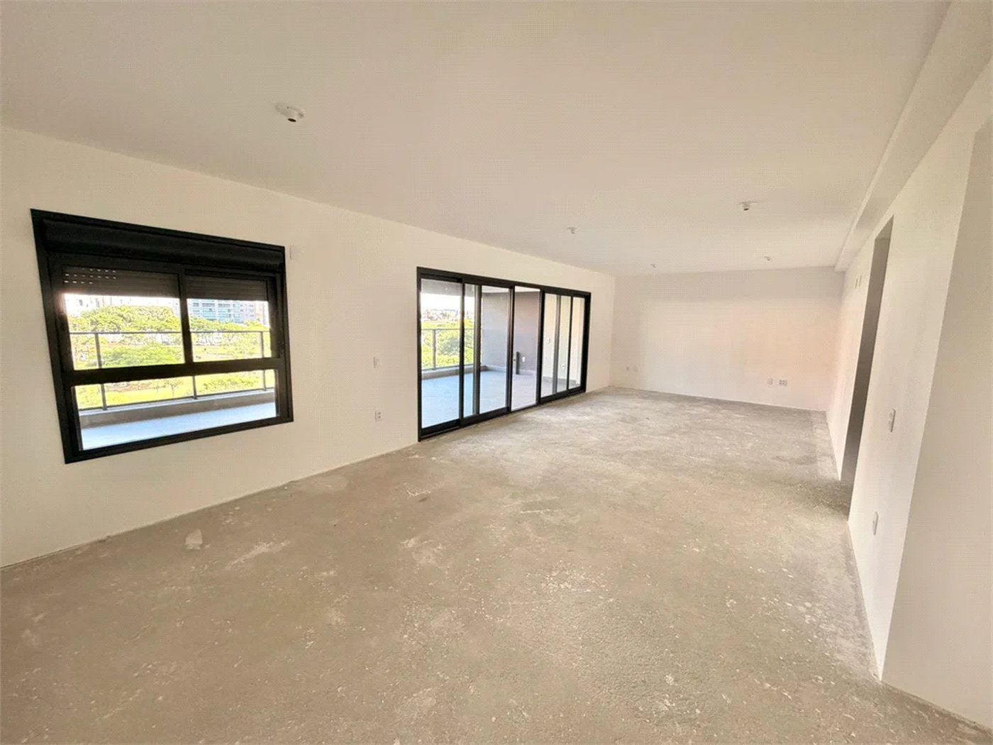 Apartamento à venda com 4 quartos, sendo 3 suítes, em Água Branca, São Paulo, SP