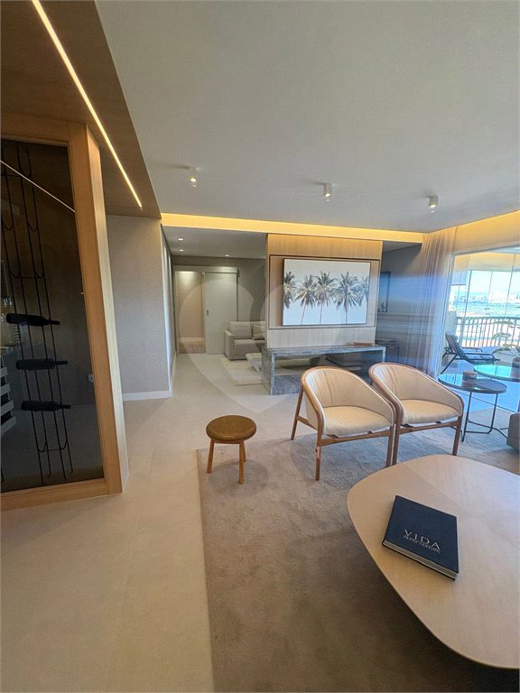 Apartamento à venda com 3 suítes em Urbanova, São José dos Campos, SP