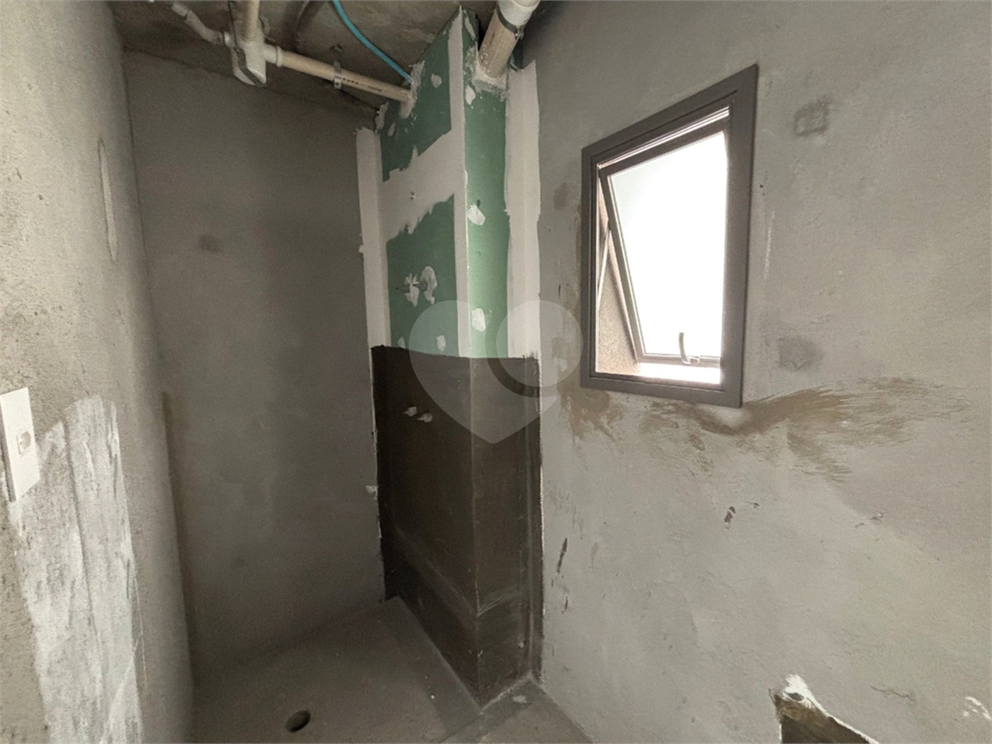 Apartamento à venda com 3 suítes em Moema, São Paulo, SP