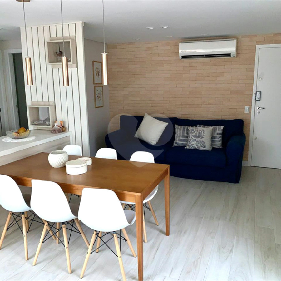 Apartamento à venda com 2 quartos, sendo 1 suíte, em Alto da Lapa, São Paulo, SP