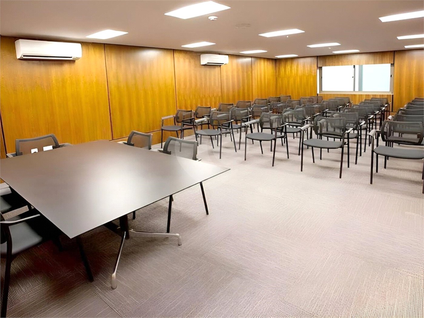 Apartamento à venda ou para alugar com 2 quartos, sendo 1 suíte, em Brooklin Paulista, São Paulo, SP