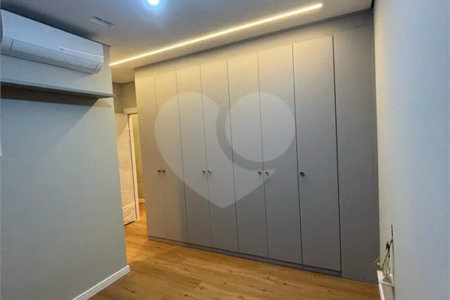 Apartamento à venda com 3 suítes em Parada Inglesa, São Paulo, SP