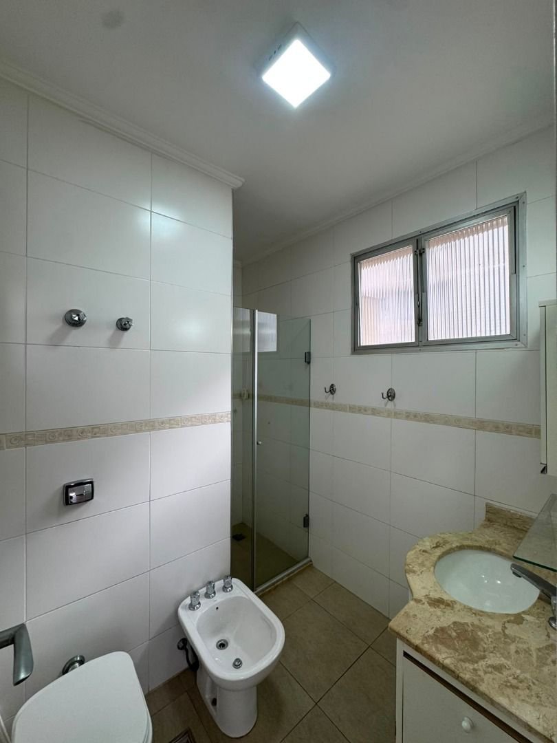 Apartamento com 2 dormitórios para alugar, 113 m² por R$ 5.900,02/mês - Gonzaga - Santos/SP