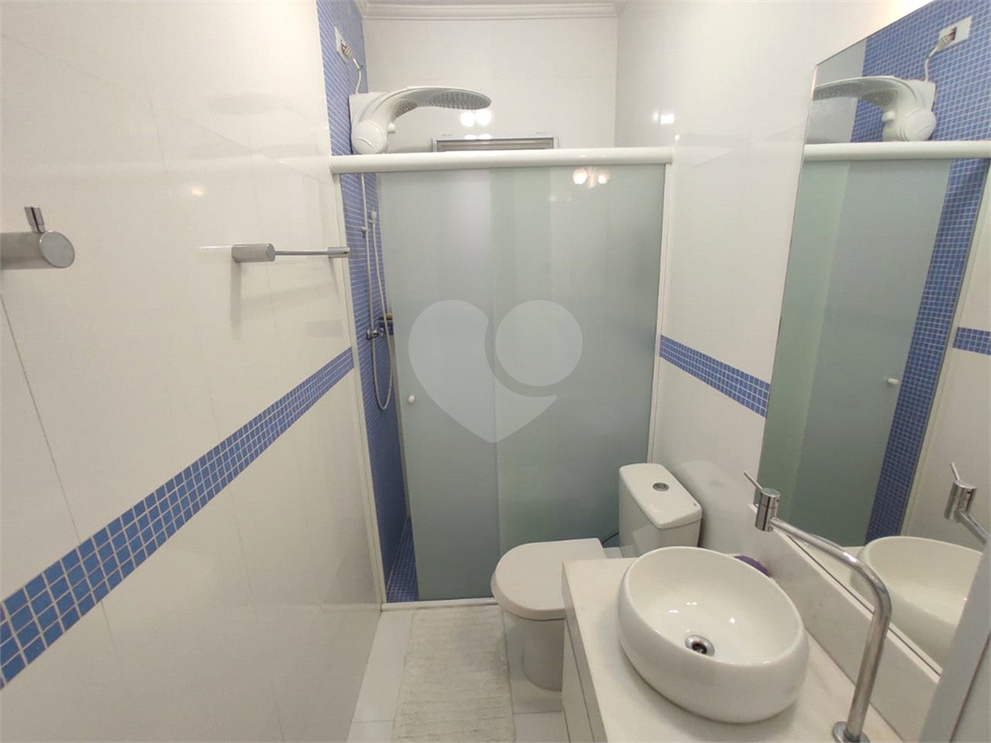 Sobrado à venda com 3 quartos, sendo 1 suíte, em Vila Ema, São Paulo, SP