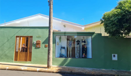 Casa à venda com 2 quartos, sendo 1 suíte,  em Vila José Bonifácio, Araraquara, SP