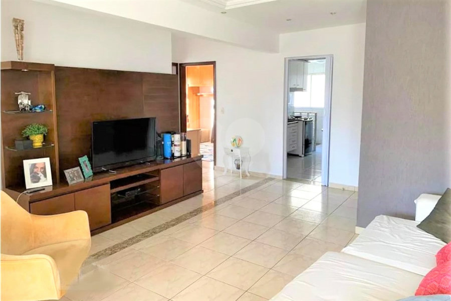 Apartamento à venda com 3 quartos, sendo 1 suíte, em Bela Vista, São Paulo, SP