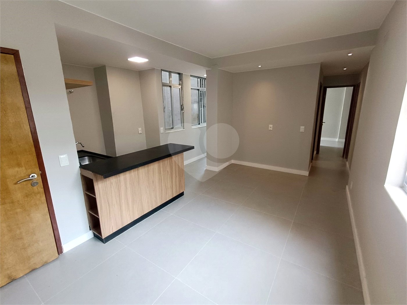 Apartamento à venda com 2 quartos, sendo 1 suíte,  em Maracanã, Rio de Janeiro, RJ