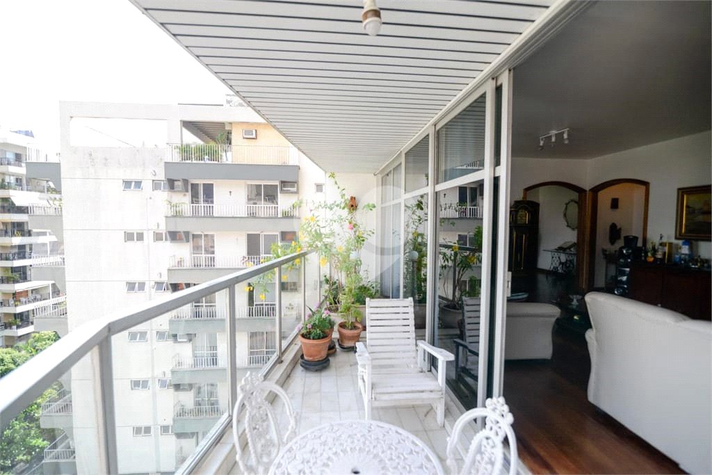 Apartamento à venda com 4 quartos, sendo 1 suíte, em Tijuca, Rio de Janeiro, RJ