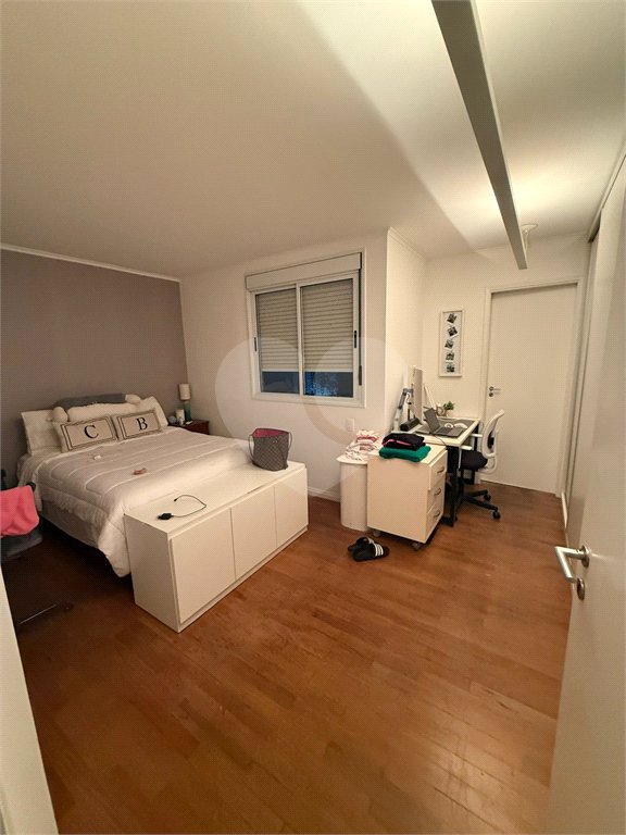 Apartamento à venda com 3 quartos, sendo 2 suítes,  em Vila Andrade, São Paulo, SP