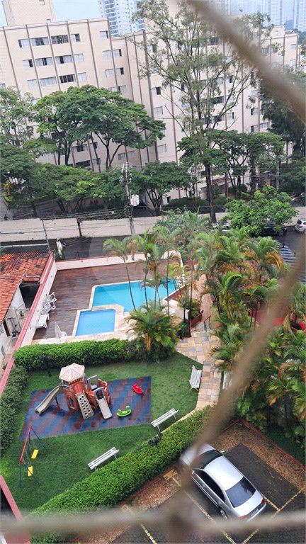 Apartamento à venda com 3 quartos, sendo 1 suíte, em Campo Grande, São Paulo, SP