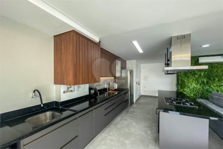 Apartamento à venda com 2 suítes em Vila Mariana, São Paulo, SP
