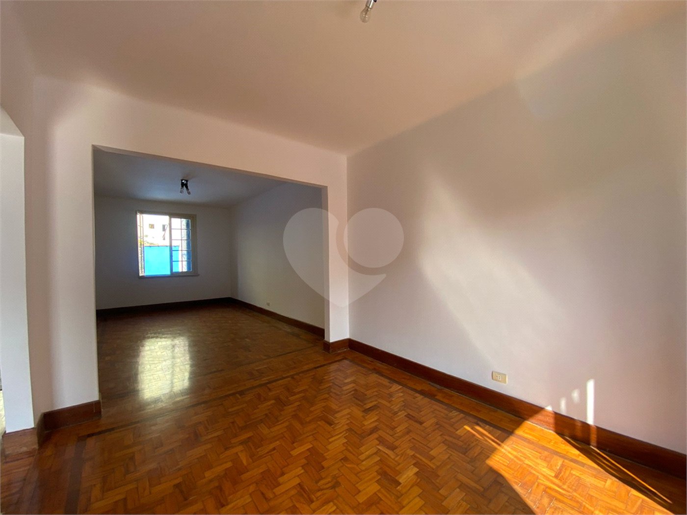 Casa à venda com 2 quartos, sendo 1 suíte, em Aclimação, São Paulo, SP