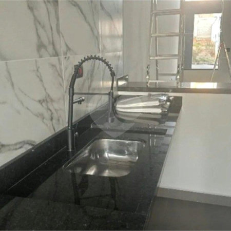 Casa à venda com 3 quartos, sendo 1 suíte, no condomínio Horto Florestal Villagio, Sorocaba - SP