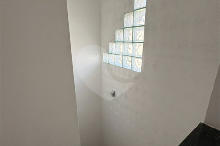 Sobrado à venda com 2 quartos em Jardim Monte Cristo, Suzano, SP