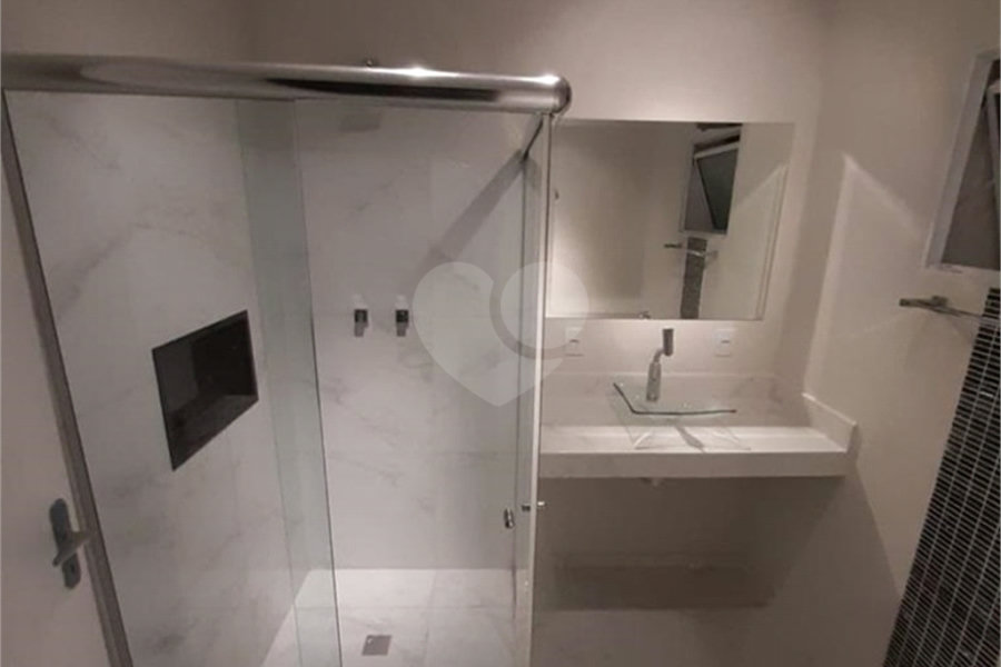 Sobrado à venda com 4 quartos, sendo 3 suítes,  em Tremembé, São Paulo, SP