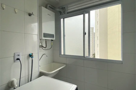 Apartamento à venda com 2 quartos em Parque Reboucas, São Paulo, SP
