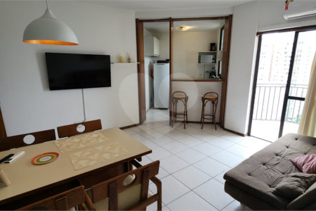 Apartamento à venda com 2 quartos, sendo 1 suíte, em Copacabana, Rio de Janeiro, RJ