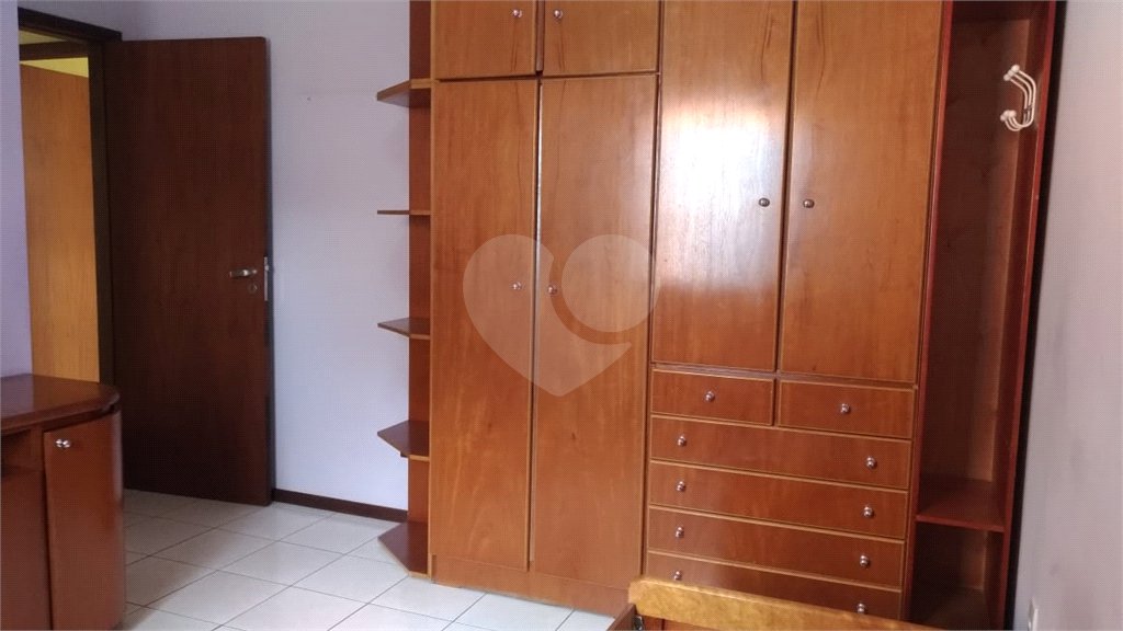 Casa à venda ou para alugar com 2 quartos, sendo 1 suíte, em Jardim do Lago, Atibaia, SP
