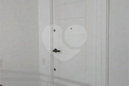 Apartamento à venda com 2 quartos em Parque Santa Rosa, Suzano, SP