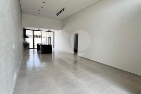 Casa à venda com 3 suítes no condomínio Residencial Golden Ville, Itapetininga - SP
