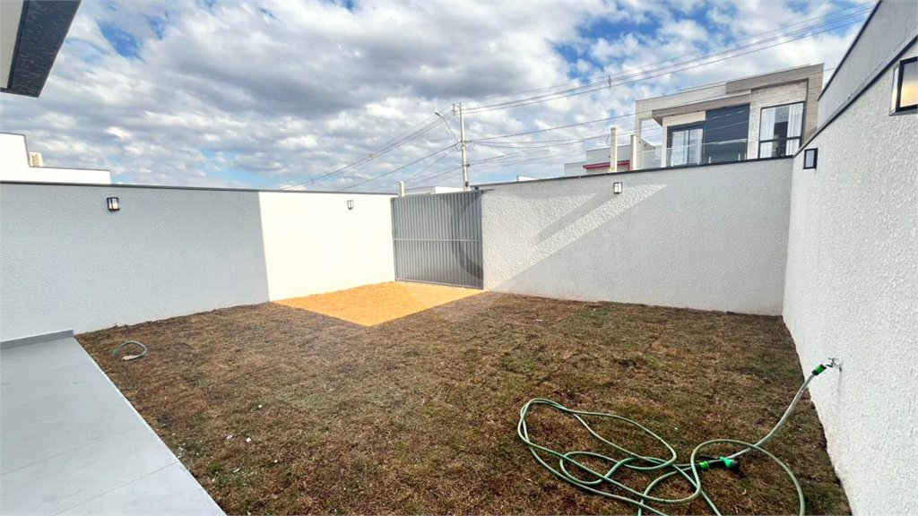 Casa à venda com 3 suítes no condomínio Residencial Villagio Wanel, Sorocaba - SP