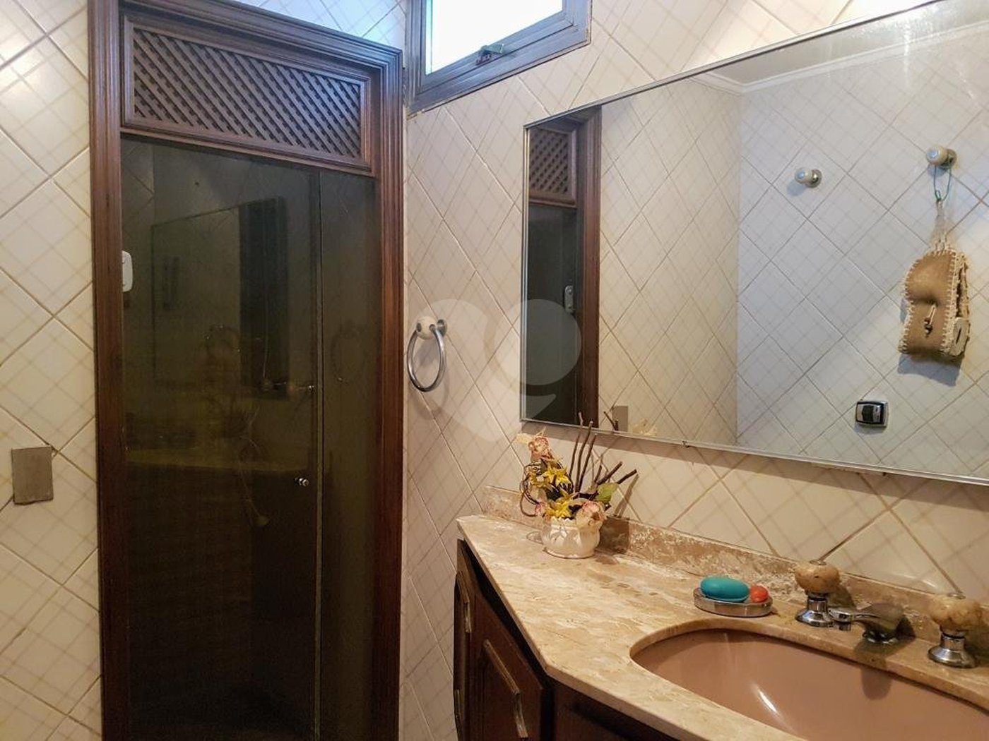 Sobrado à venda com 3 quartos, sendo 2 suítes,  em Brooklin Velho, São Paulo, SP