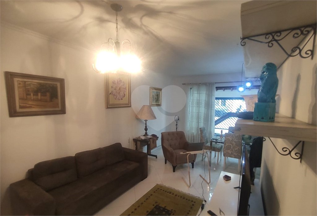 Sobrado à venda com 3 quartos, sendo 1 suíte, em Tremembé, São Paulo, SP