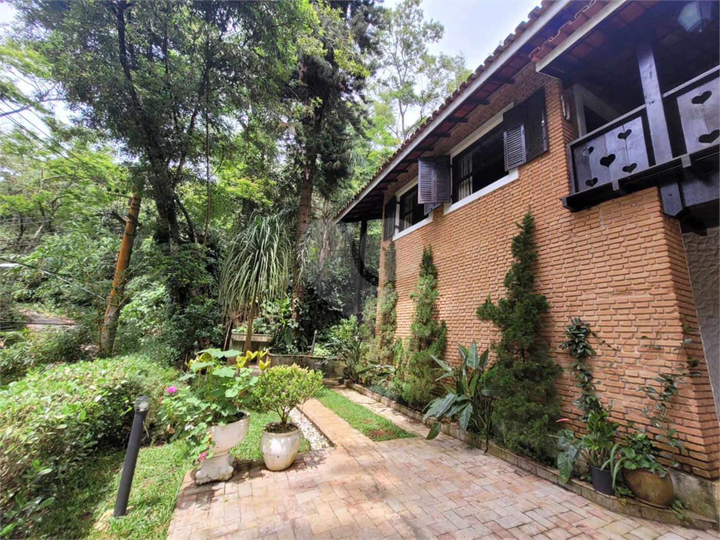 Casa à venda com 4 quartos, sendo 2 suítes,  em Serra da Cantareira, Mairiporã, SP