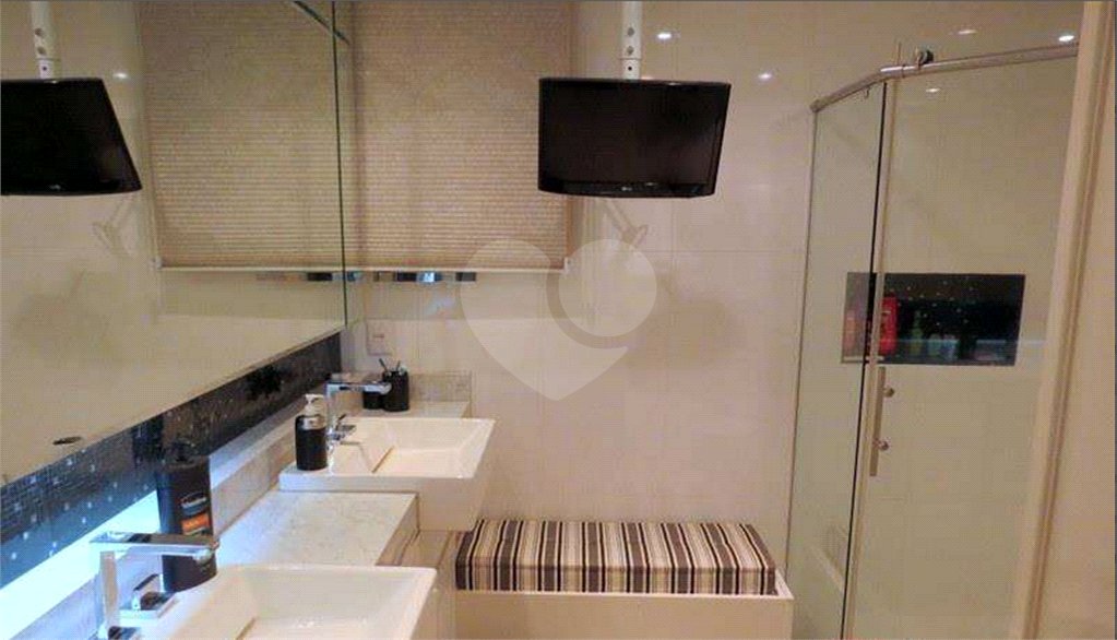 Apartamento à venda com 4 quartos, sendo 3 suítes,  em Santa Teresinha, São Paulo, SP