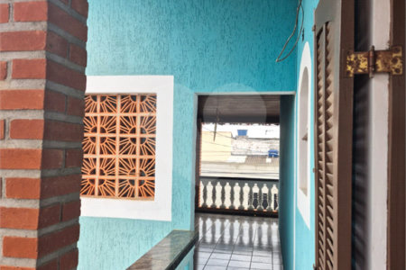 Sobrado à venda com 3 quartos, sendo 1 suíte, em Jardim Modelo, Suzano, SP