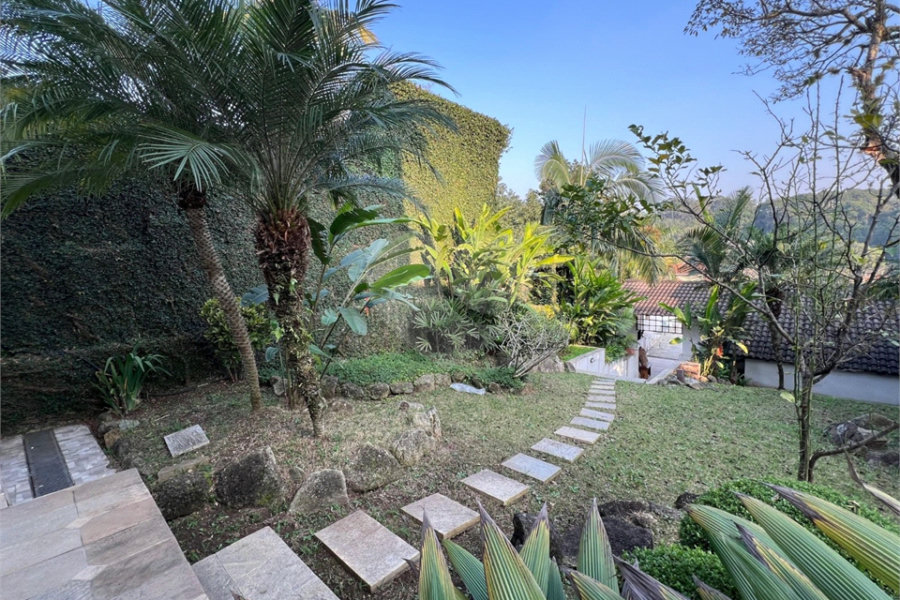 Sobrado à venda com 4 suítes em Horto Florestal, São Paulo, SP