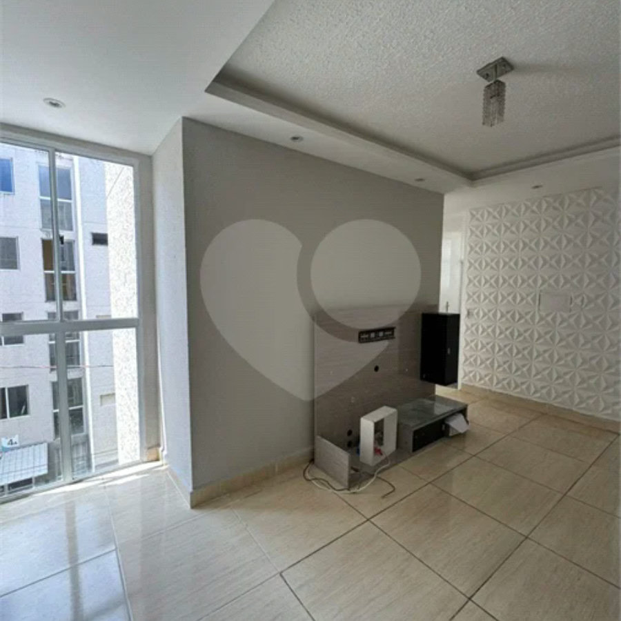 Apartamento à venda com 2 quartos em Santa Cruz, Rio de Janeiro, RJ