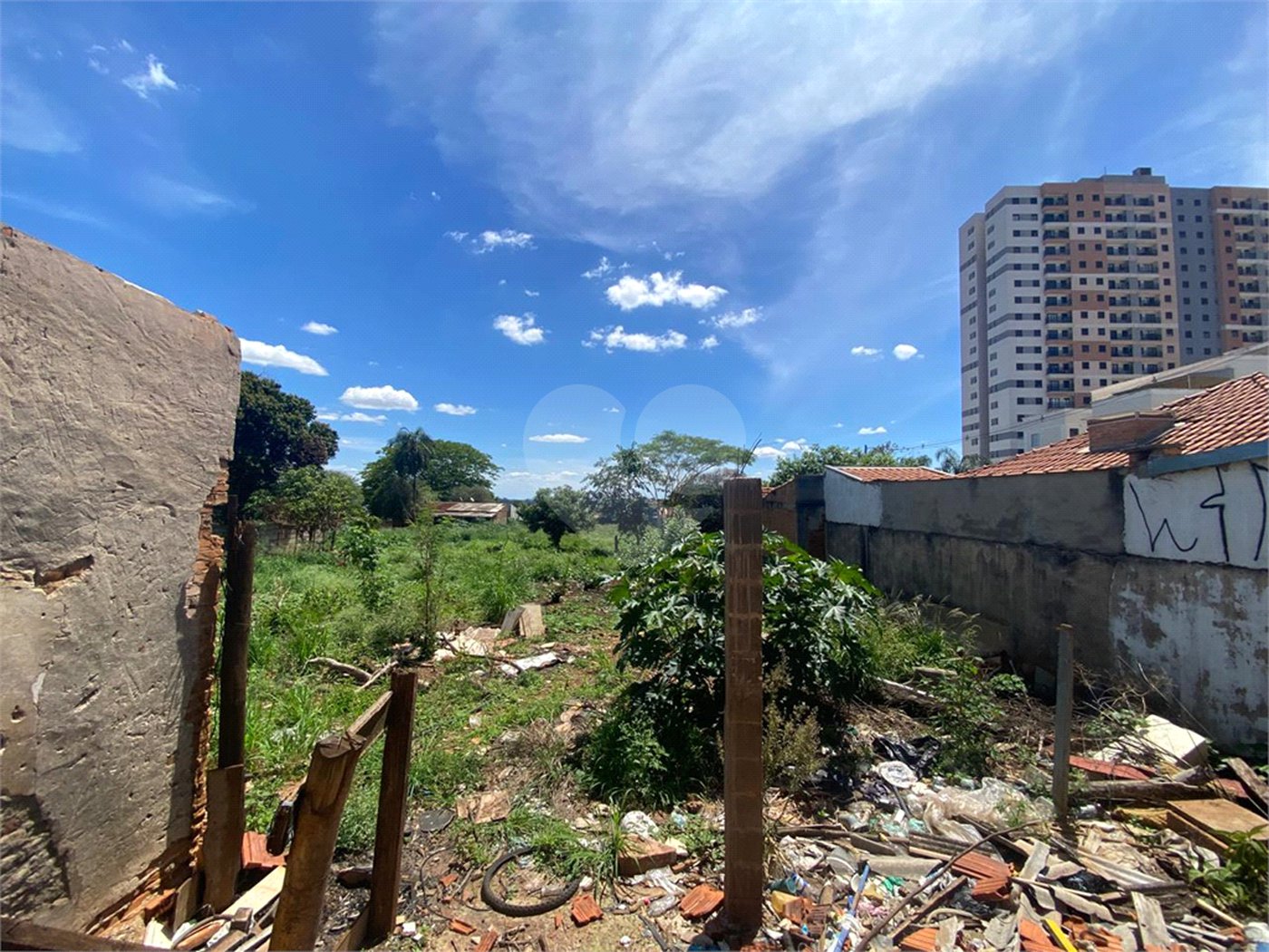 Terreno à venda no Centro, Araraquara, SP