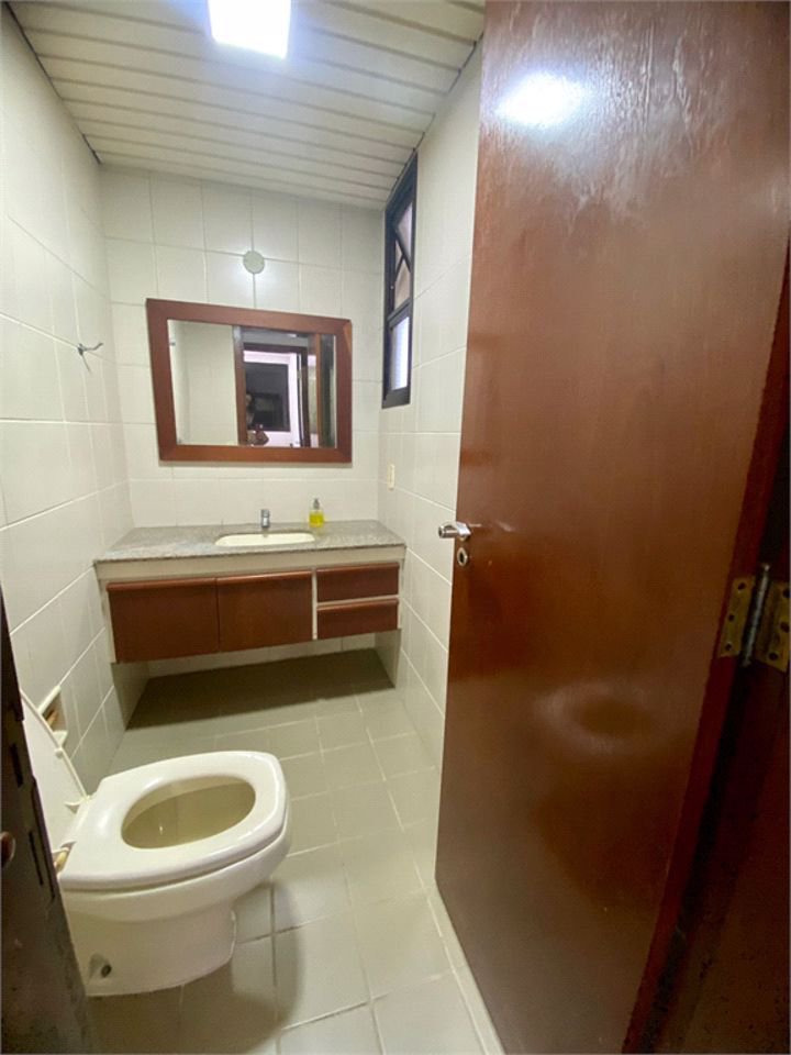 Apartamento Residencial à venda, Centro, Guarujá - AP1385.
