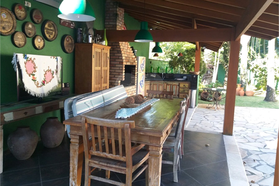 Casa à venda com 4 suítes em Jardim Floresta, São Paulo, SP