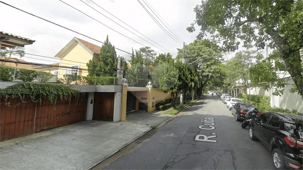 Casa para alugar com 3 suítes em Jardim América, São Paulo, SP