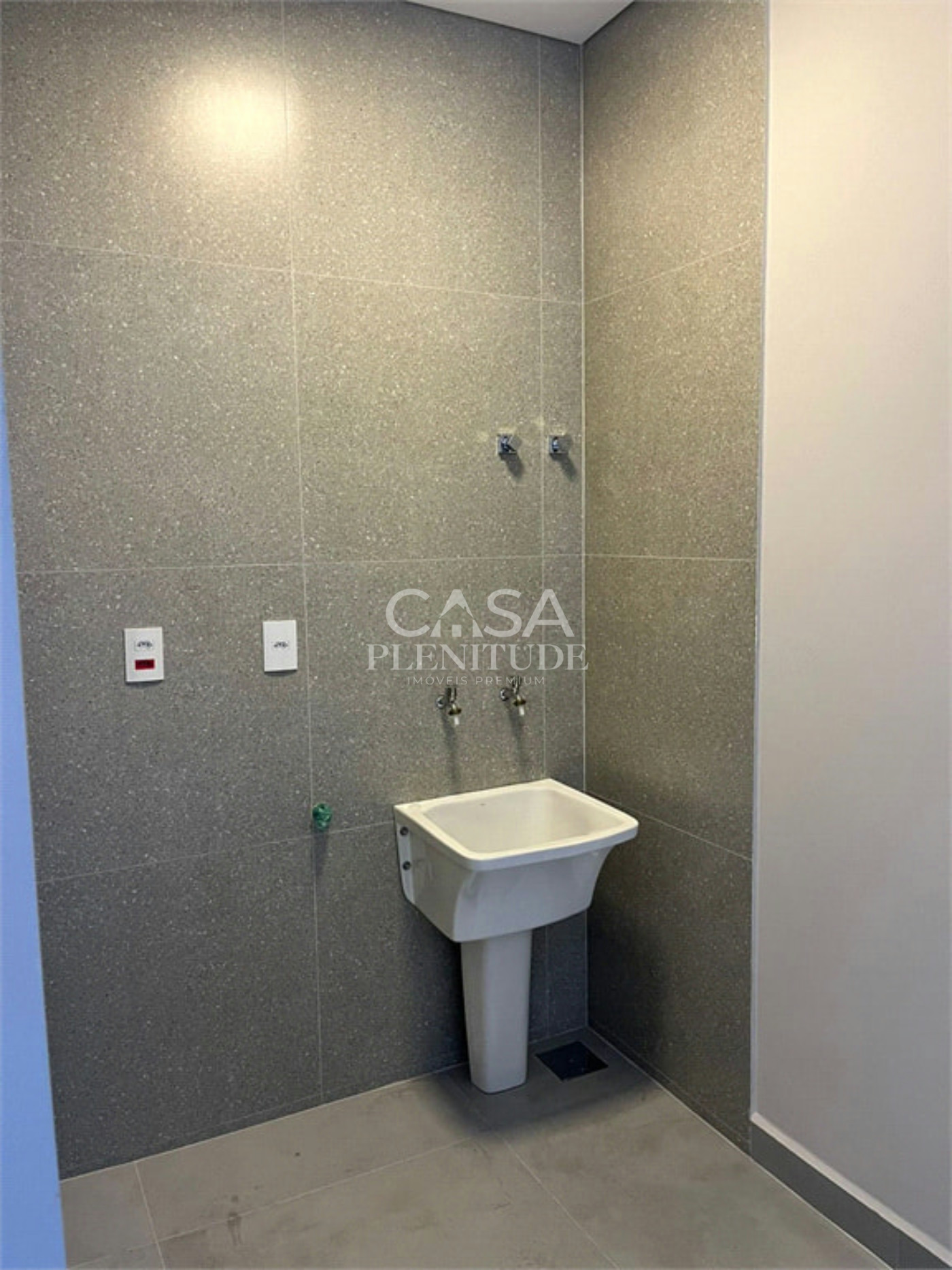 Casa à venda com 2 quartos, sendo 1 suíte,  em Jardim Residencial Villagio Wanel, Sorocaba, SP