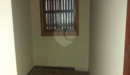 Casa à venda com 3 quartos no condomínio Cinco Lagos, Mairiporã - SP