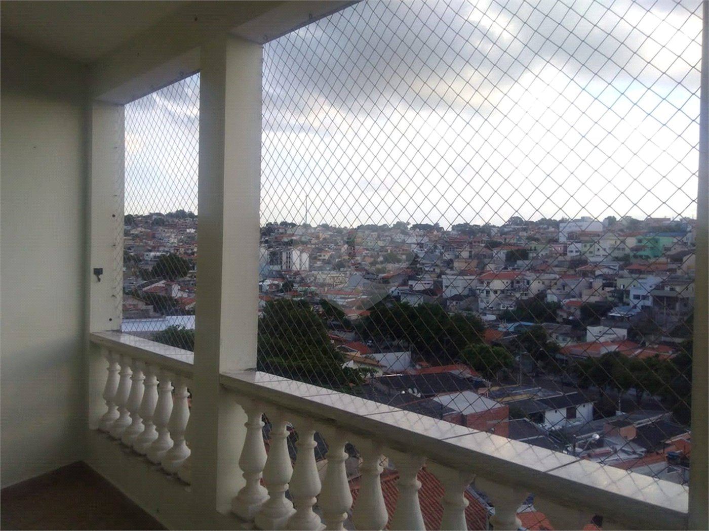 Sobrado à venda com 4 quartos, sendo 1 suíte,  em Jardim Pacaembu, Jundiaí, SP