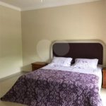 Sobrado à venda com 3 quartos, sendo 2 suítes, em Jardim Tropical, Cuiabá, MT