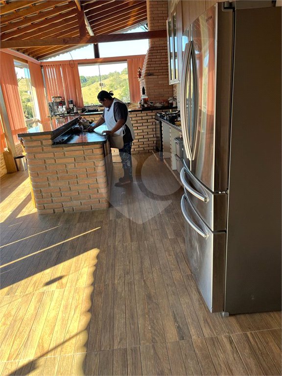 Sobrado à venda com 3 quartos, sendo 1 suíte, em Jardim Brogotá, Atibaia, SP