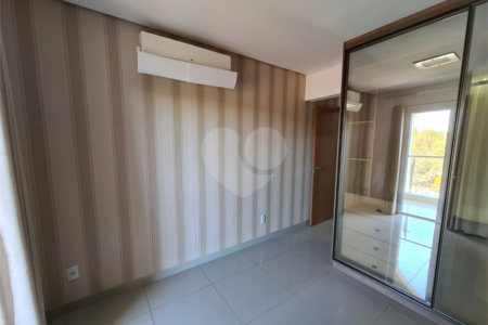 Apartamento à venda com 3 quartos, sendo 1 suíte, em Pinheirinho, Vinhedo, SP