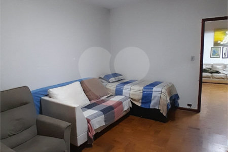 Casa à venda com 3 quartos, sendo 1 suíte, em Alto da Lapa, São Paulo, SP