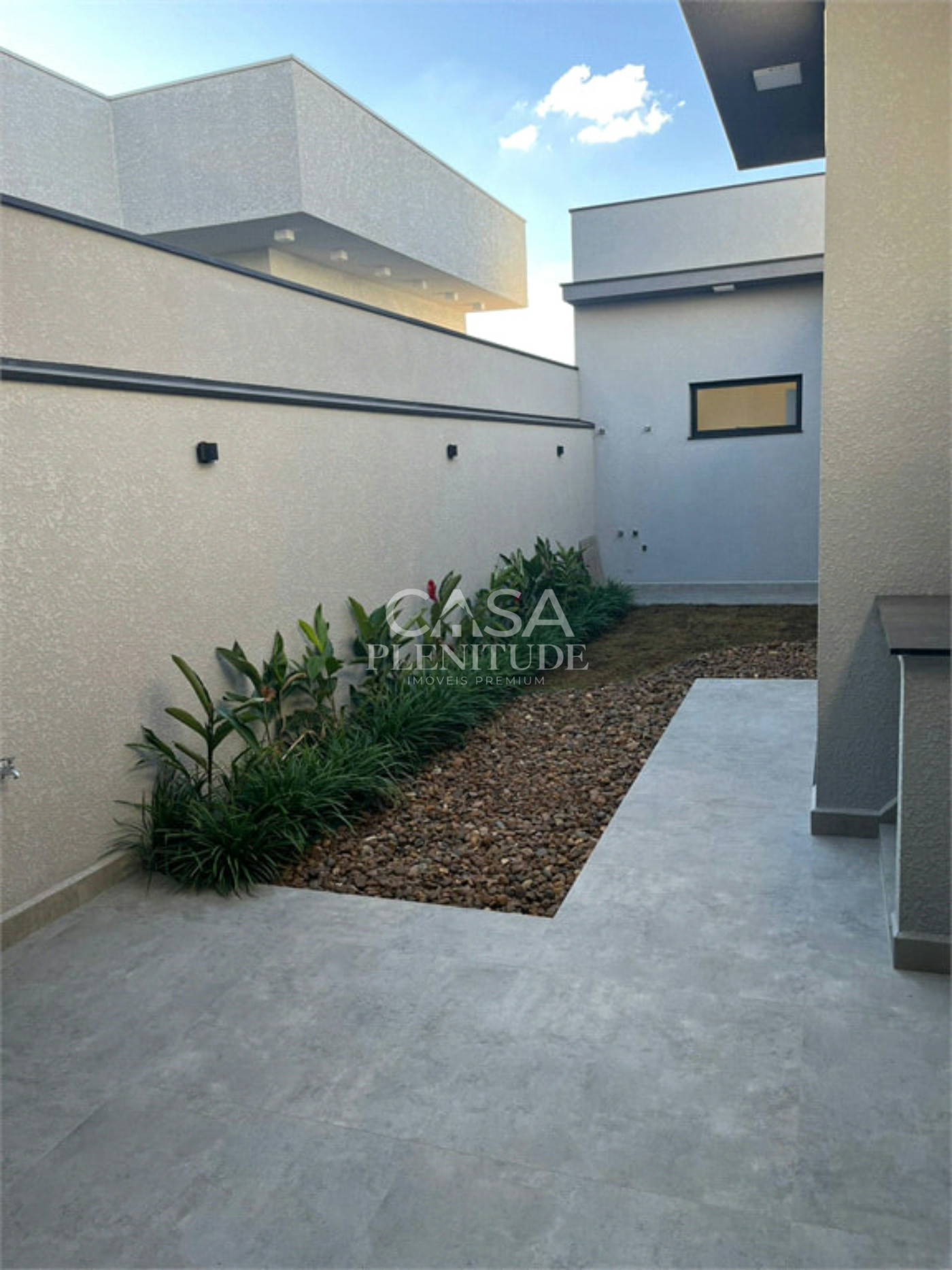 Casa à venda com 2 quartos, sendo 1 suíte,  em Jardim Residencial Villagio Wanel, Sorocaba, SP