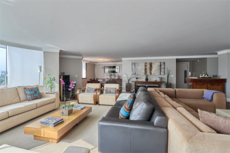 Apartamento à venda com 4 quartos, sendo 3 suítes, em Campo Belo, São Paulo, SP